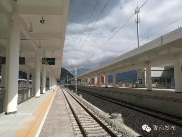 蘭渝鐵路最新進(jìn)展！除胡麻嶺隧道外已全線鋪通