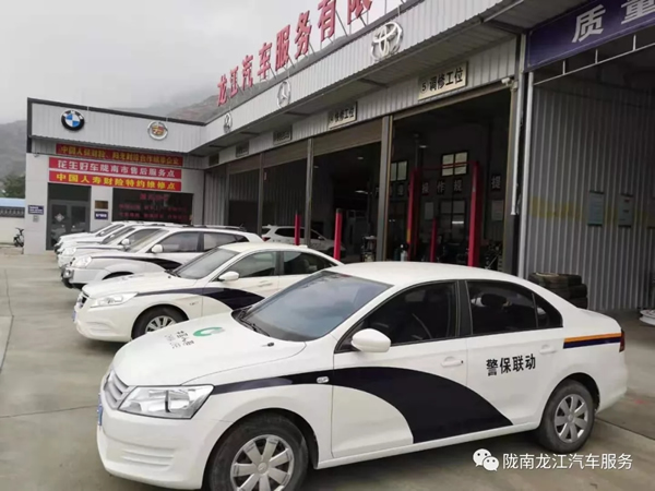 金錘鈑金，銀槍噴漆！龍江汽修值得信賴！