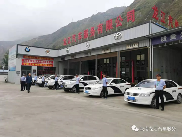 金錘鈑金，銀槍噴漆！龍江汽修值得信賴！